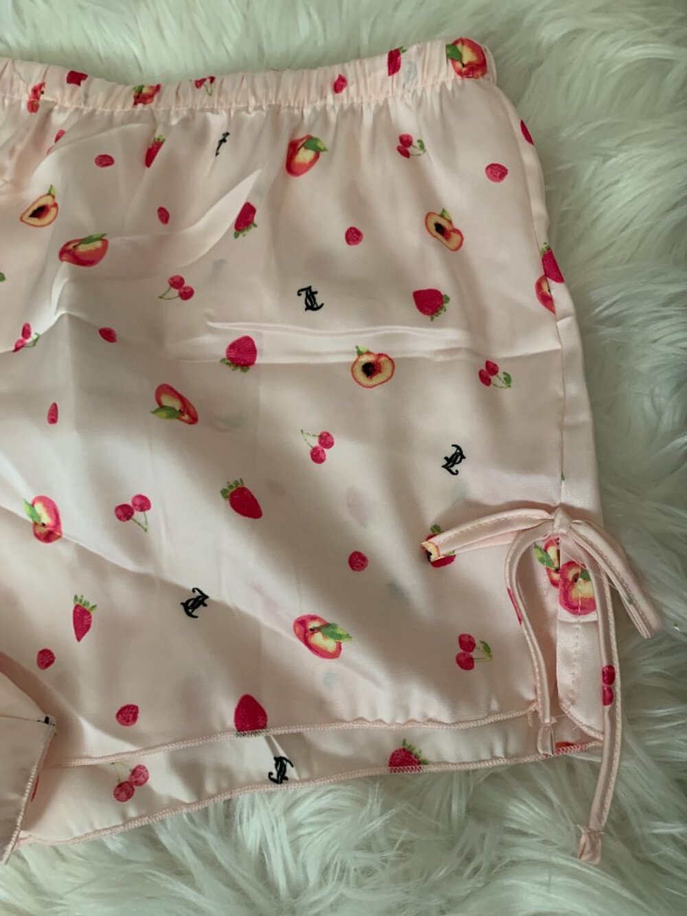JUICY COUTURE Juicy Fruit Printed Satin Sleep Cami & Shorts Pajamas Set Sz LARGE - Picture 6 of 6